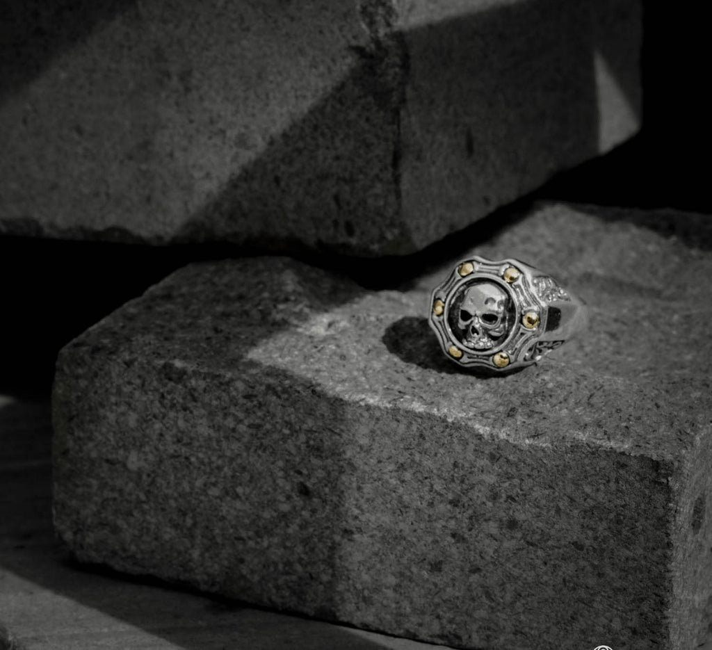 18K Gold & Sterling Silver Skull Ring 3 - Trunyan Collection