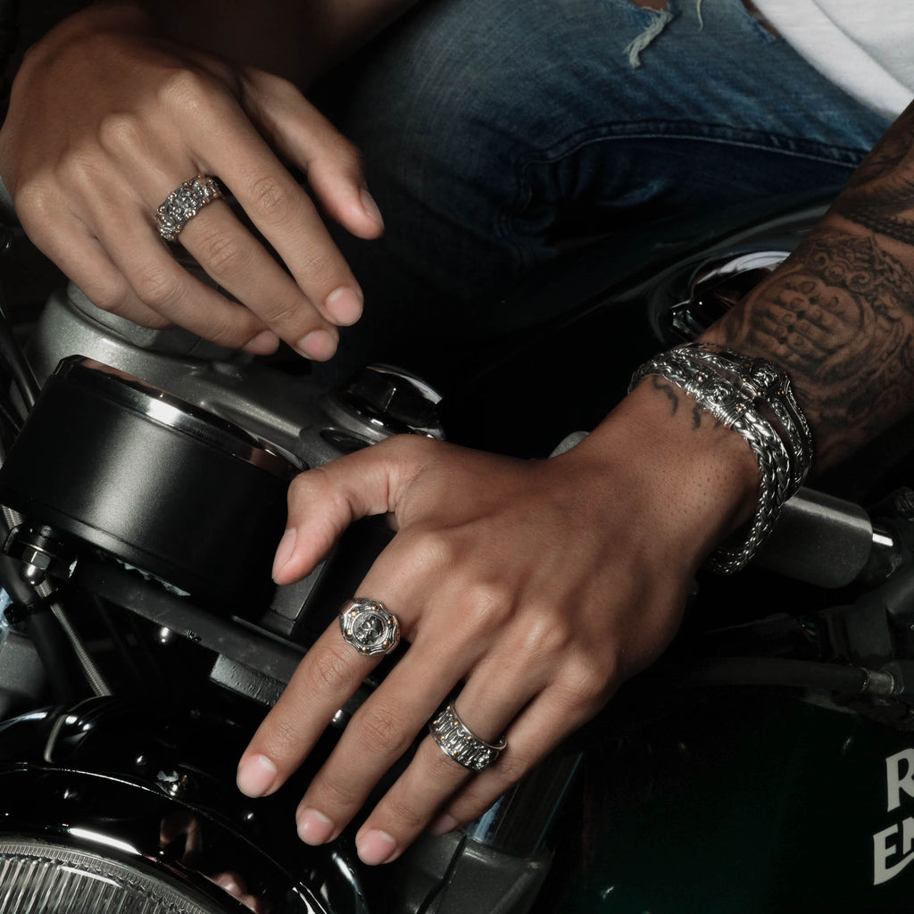 18K Gold & Sterling Silver Skull Ring 3 - Trunyan Collection