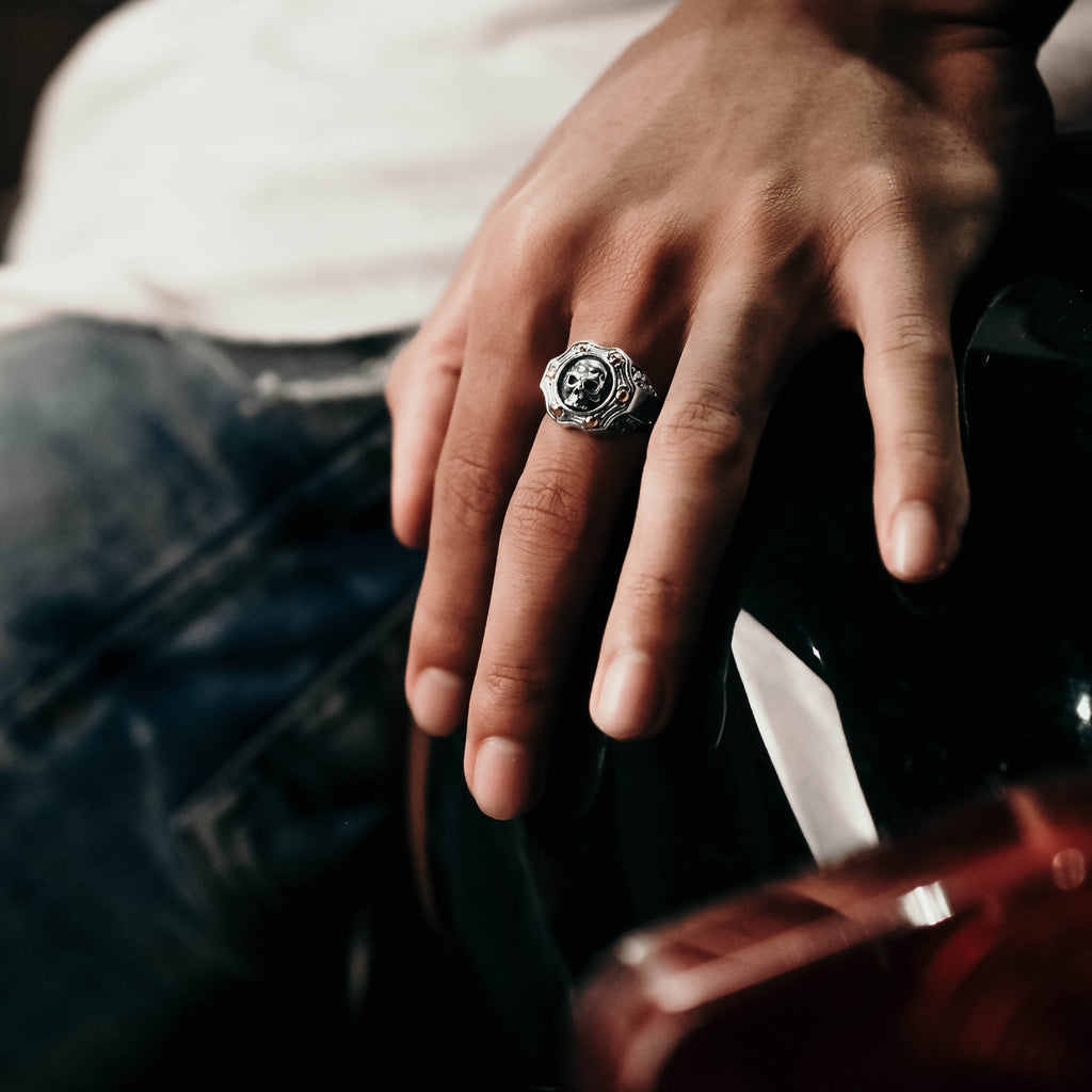 18K Gold & Sterling Silver Skull Ring 3 - Trunyan Collection